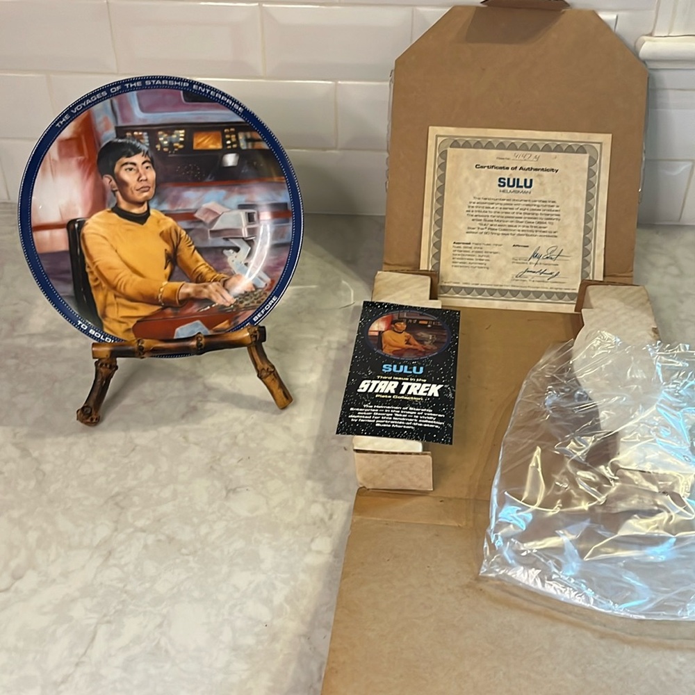 Star Trek Sulu collectors plate 1984